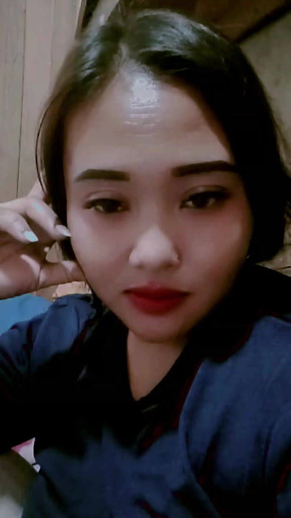 @putriastriani