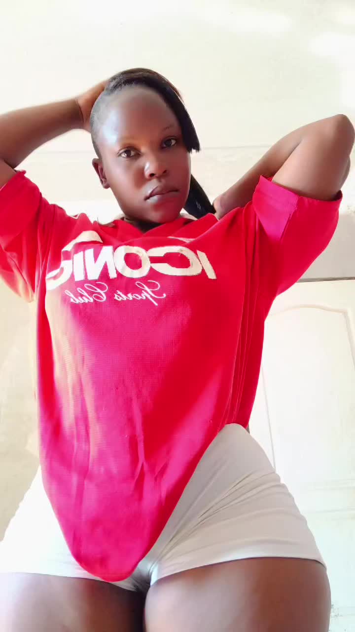 @Nikiwe.