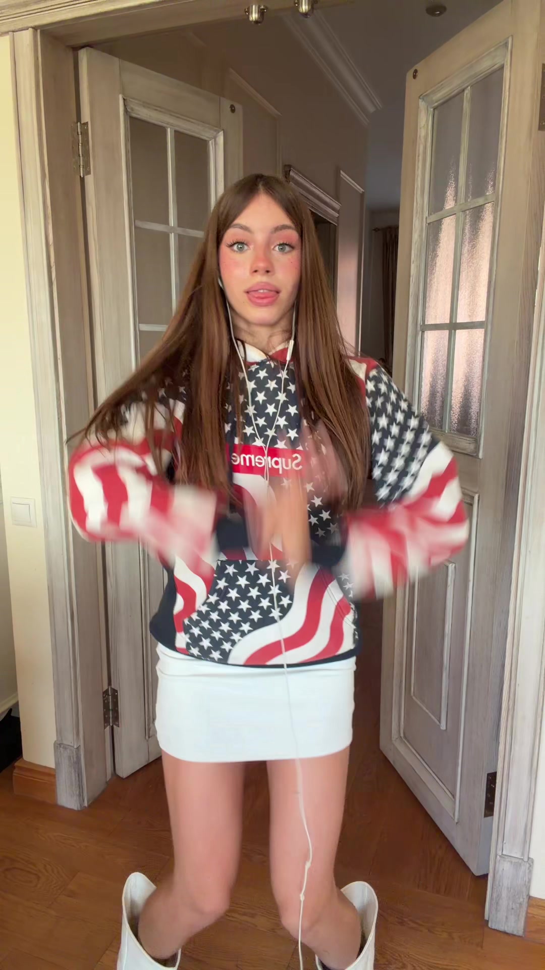 @monclershagirll