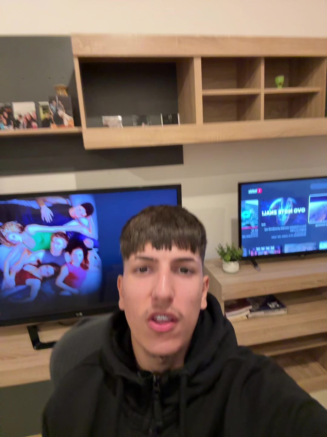@Cupko