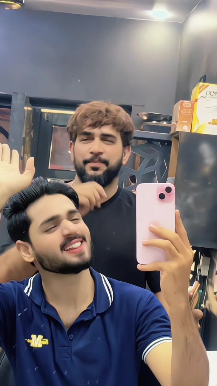@⚜️جنيد_بھٽو⚜️