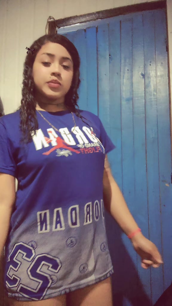 @t&uacute; nenas chiquita ☘️