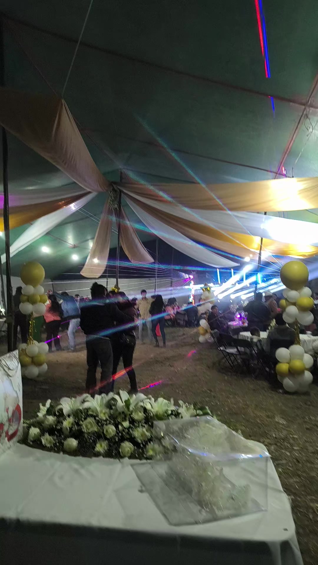 @Producciones Vania
