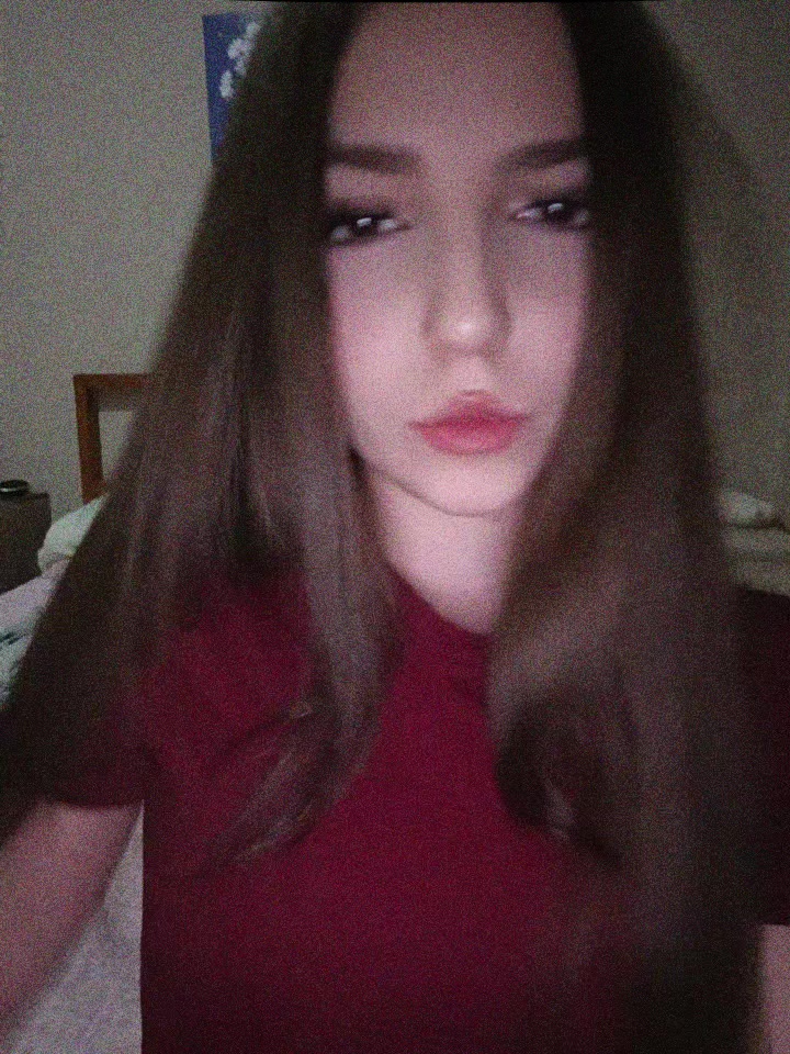 @Каролина