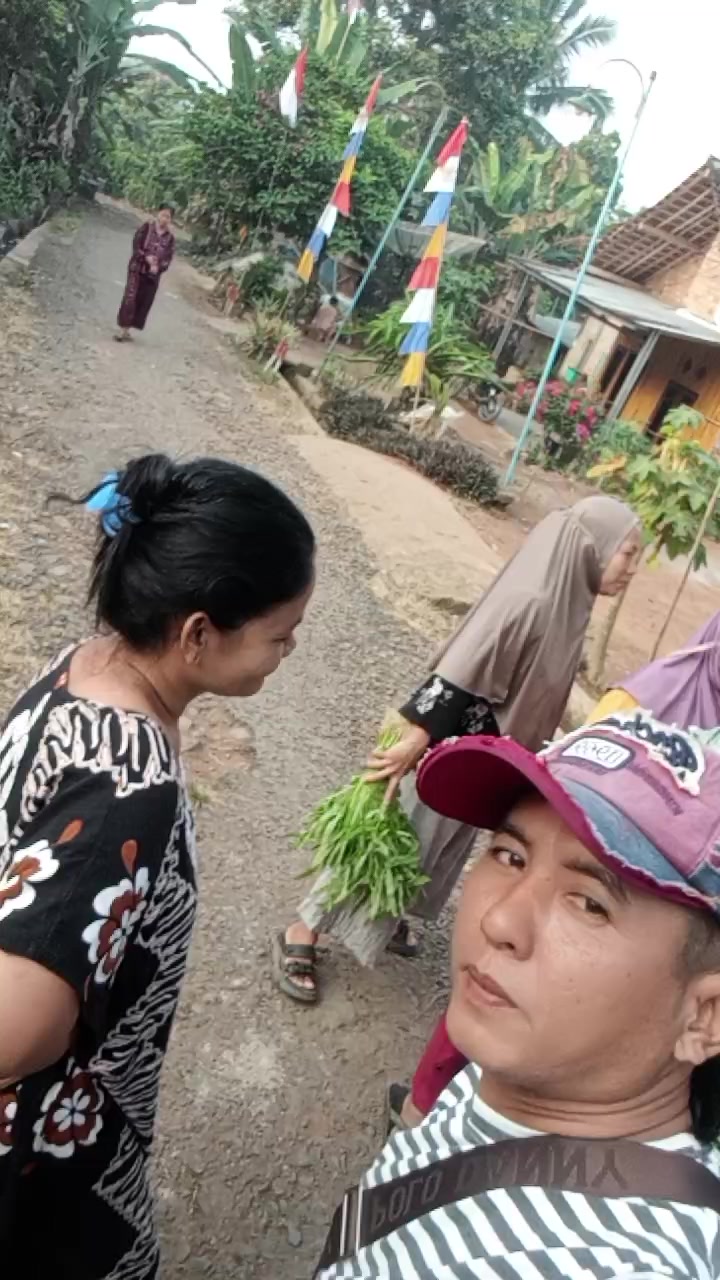 @SARJO ajha😁