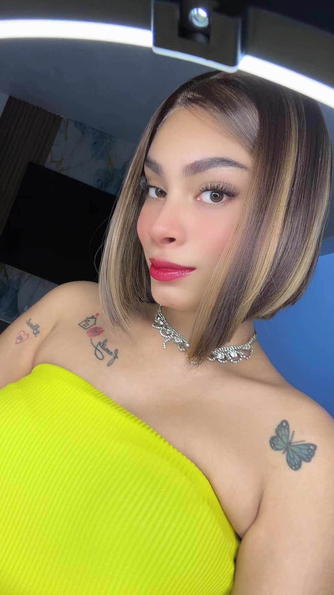 @Ade🧚🏻♀️