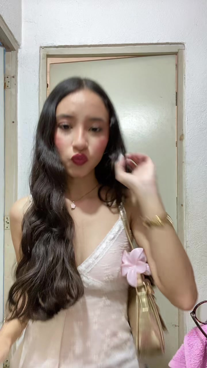 @𝜗𝜚 constanza! 🎀