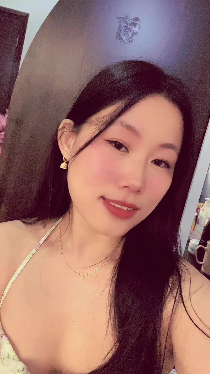 @Limbuni 👰🏻♀️👑