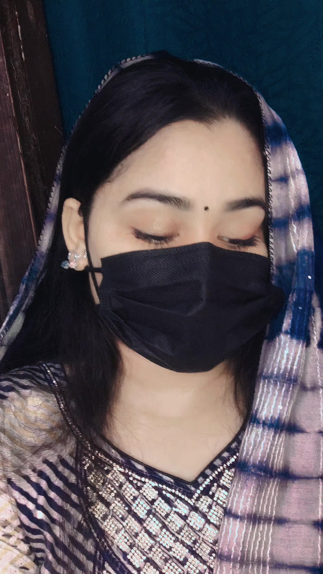 @🖤ᴍᴀʜᴀʀᴀɴɪ🫅✪