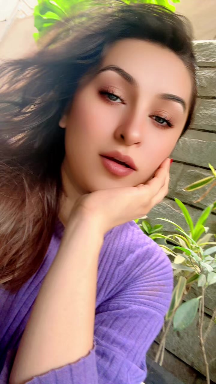 @BAAKH PIRZADA