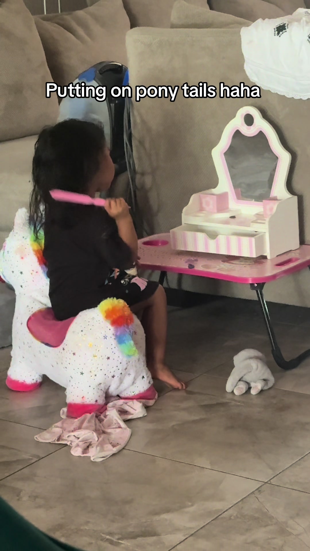 @Yari & Yani | Mom life🧚🏼&zwj;♀️
