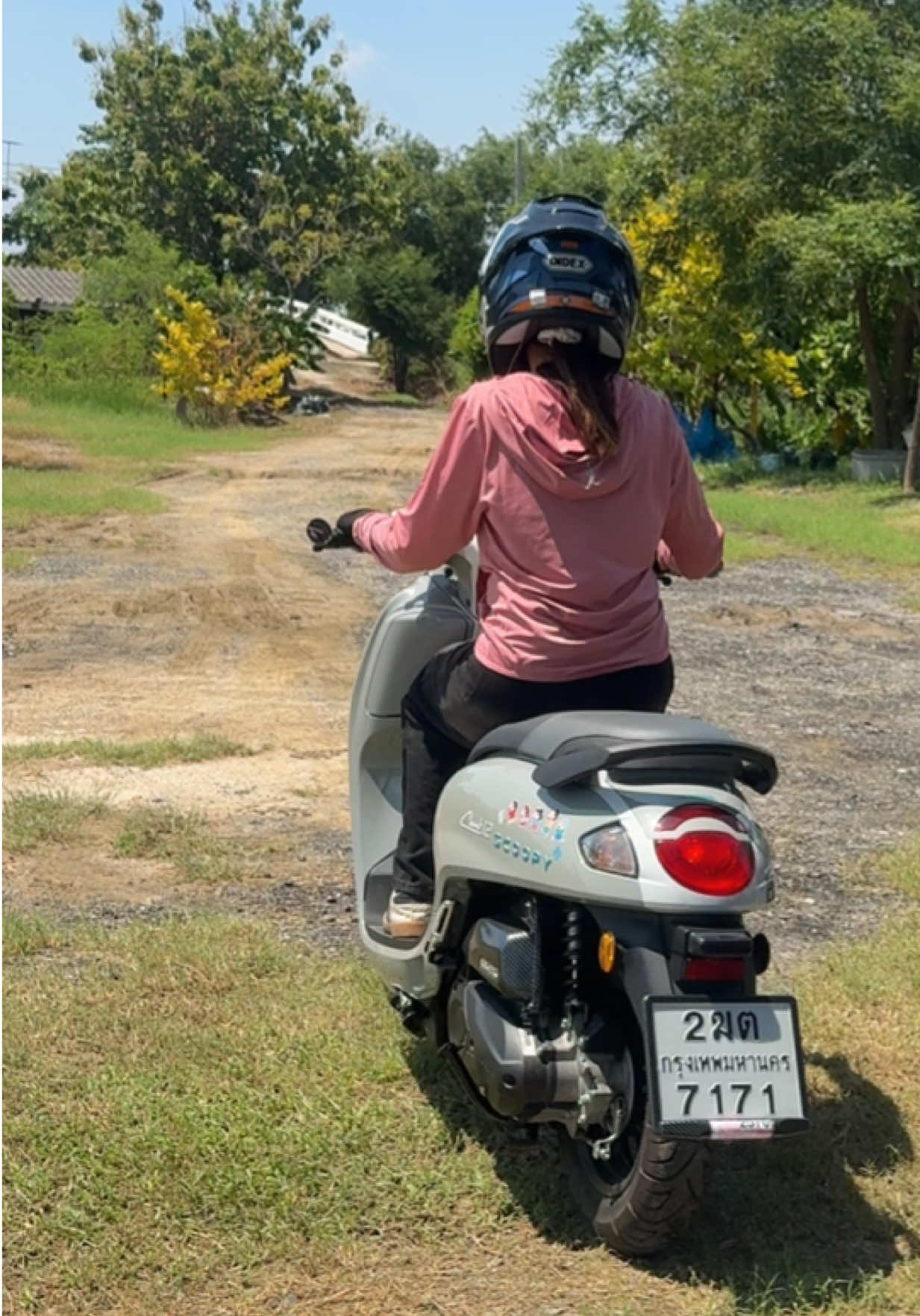 @วนิดาชอบแต่งรถ 🛵💨