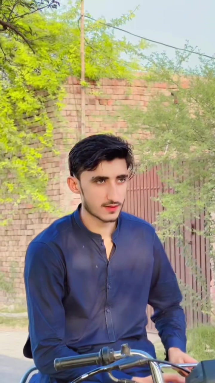 @اسامہ_خان⚡♥️