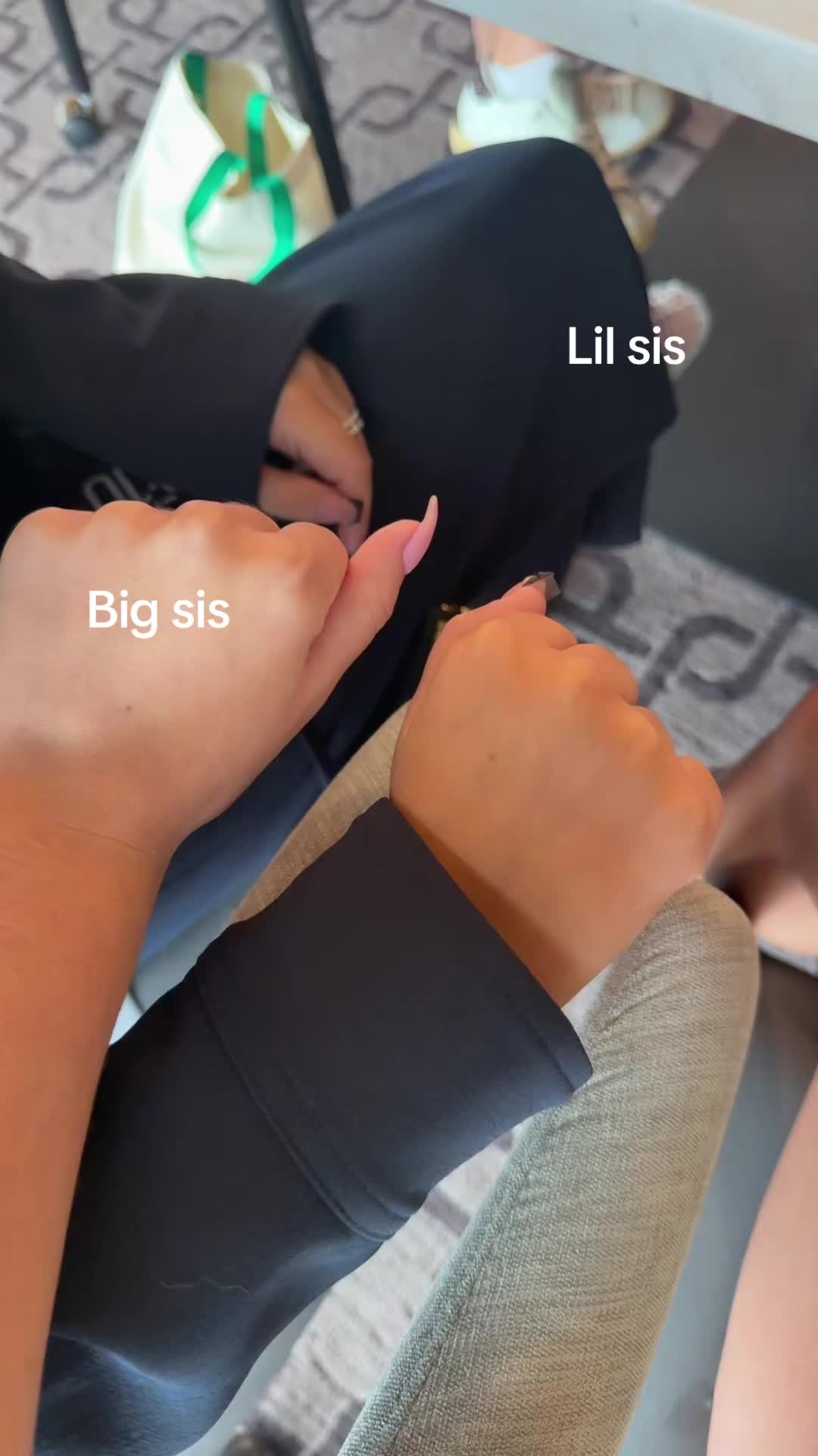 @MV