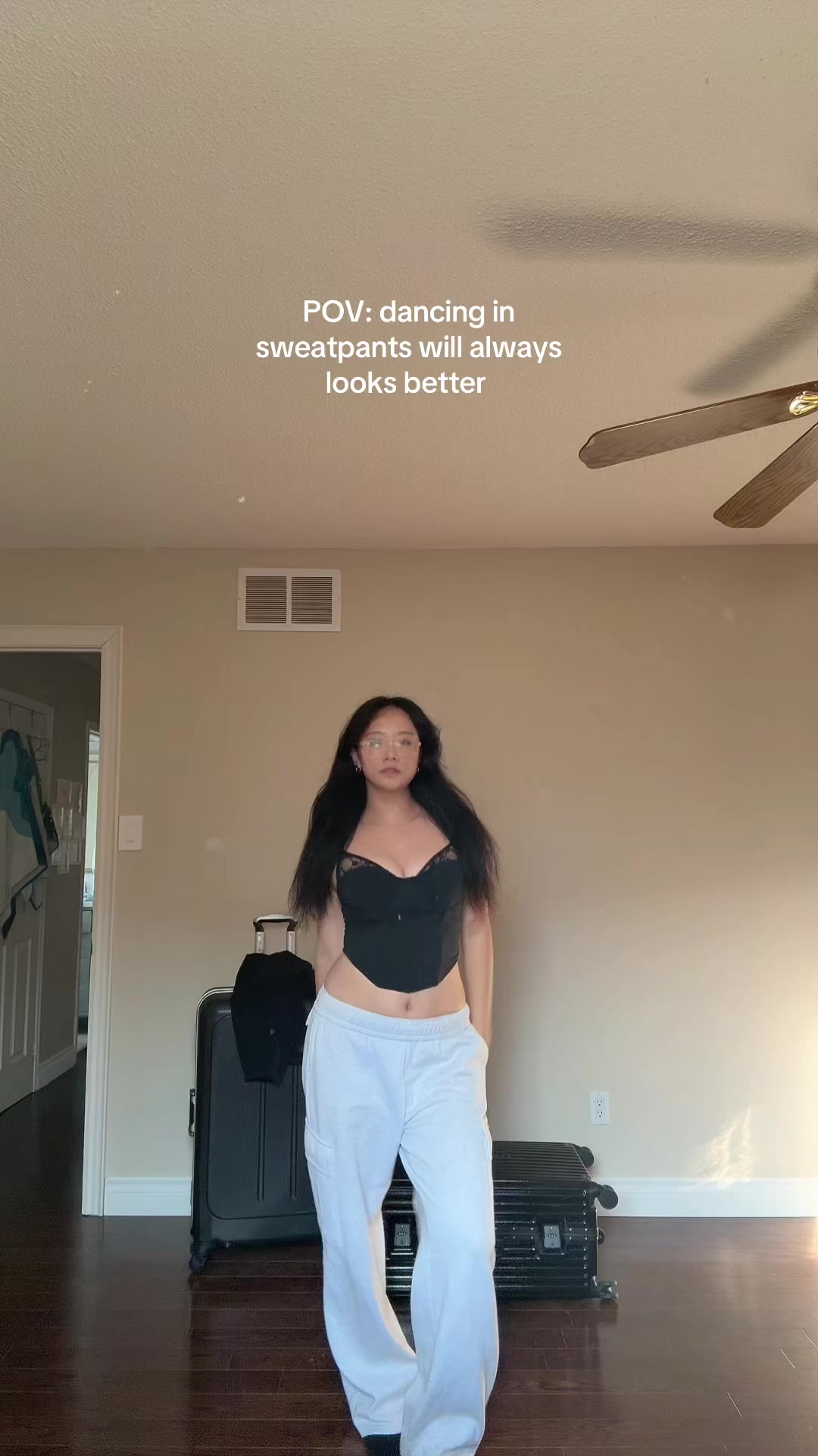 @𝓔𝓶𝓲𝓵𝔂