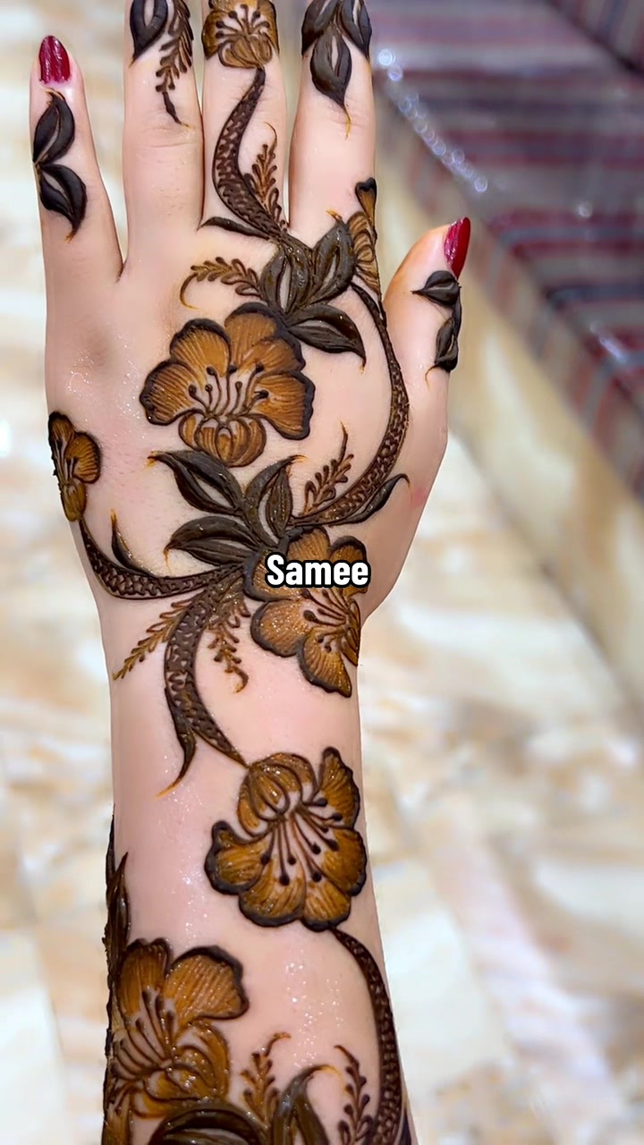 @hennaArtist Samee🖤