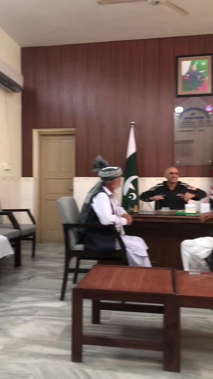 @Dsp_hikmat_khan_afridi