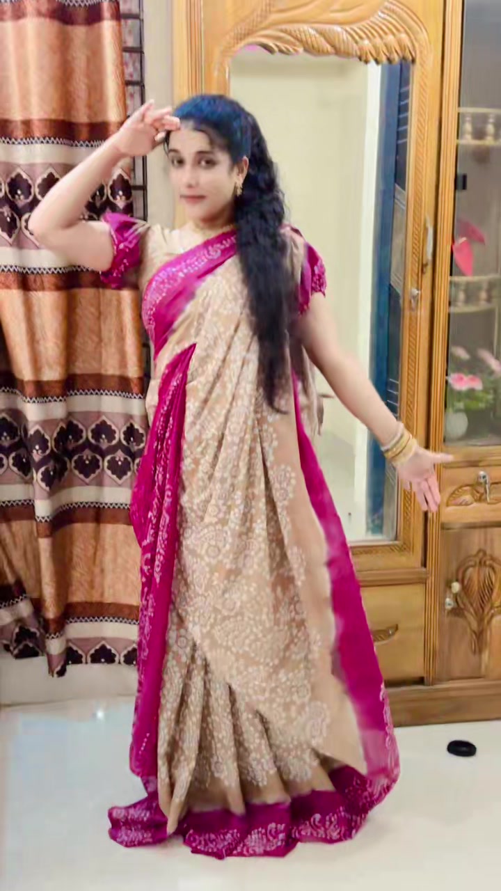 @🥰চরফ্যাশনের মেয়ে আমি🥰