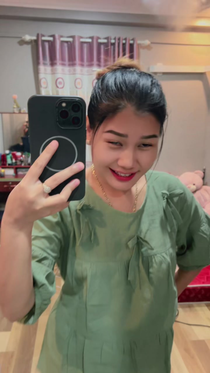@Su Myat { ဘိုကလေးသူ😘😘😘 }