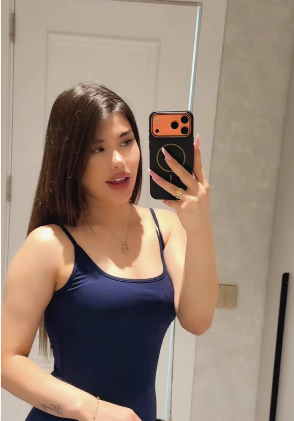 @Nur Seferova