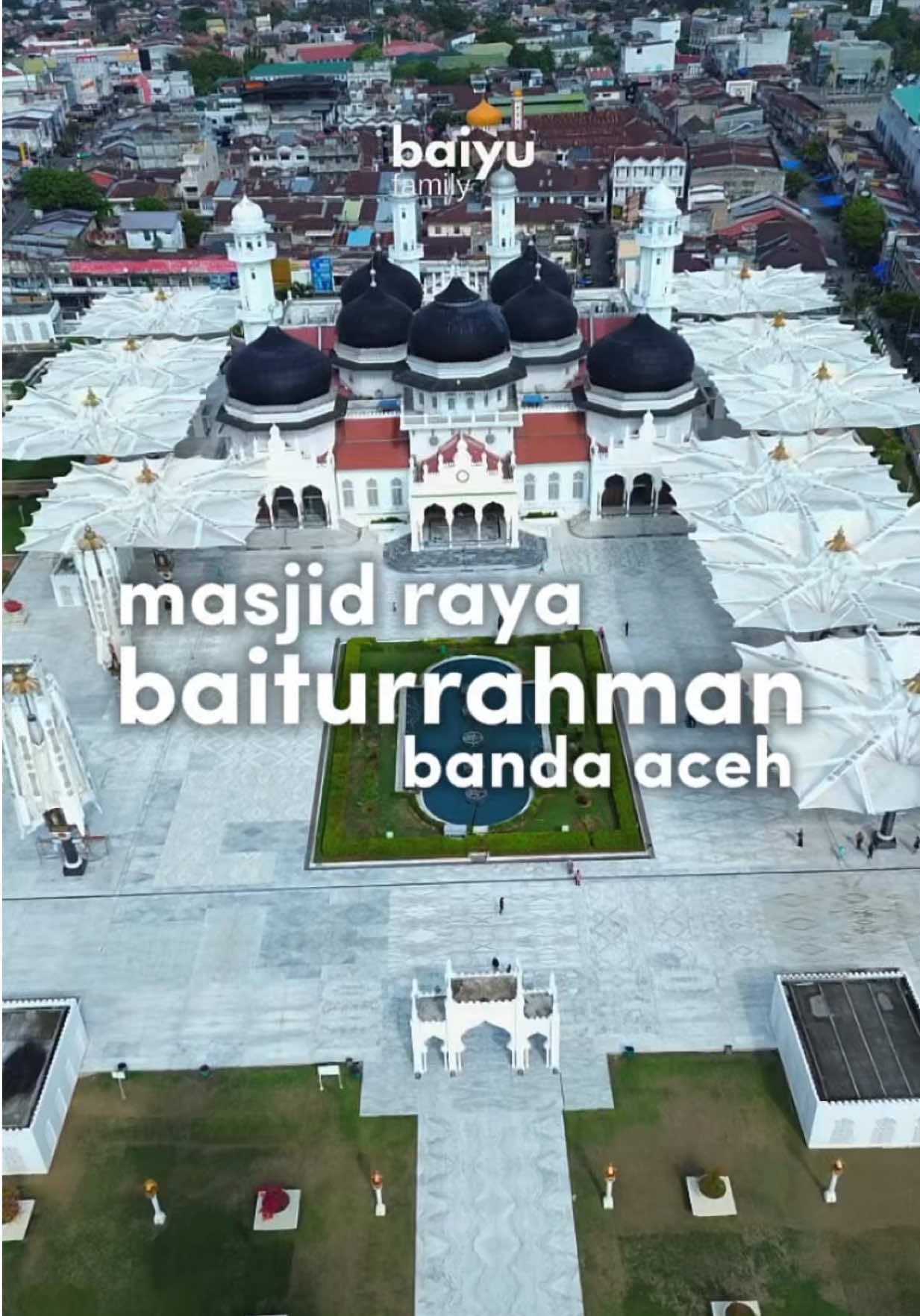@suka review tempat hits
