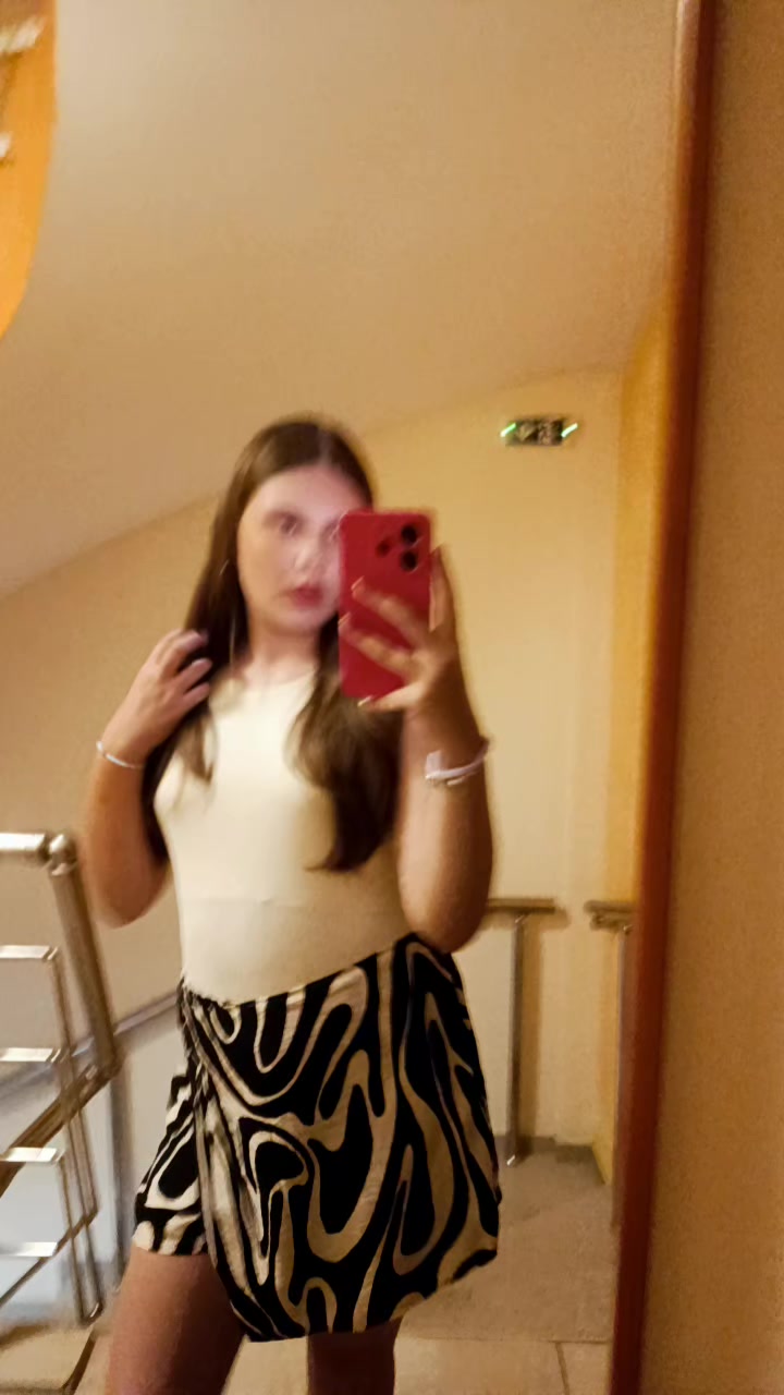 @𝓝𝓲𝓷𝓪🍸