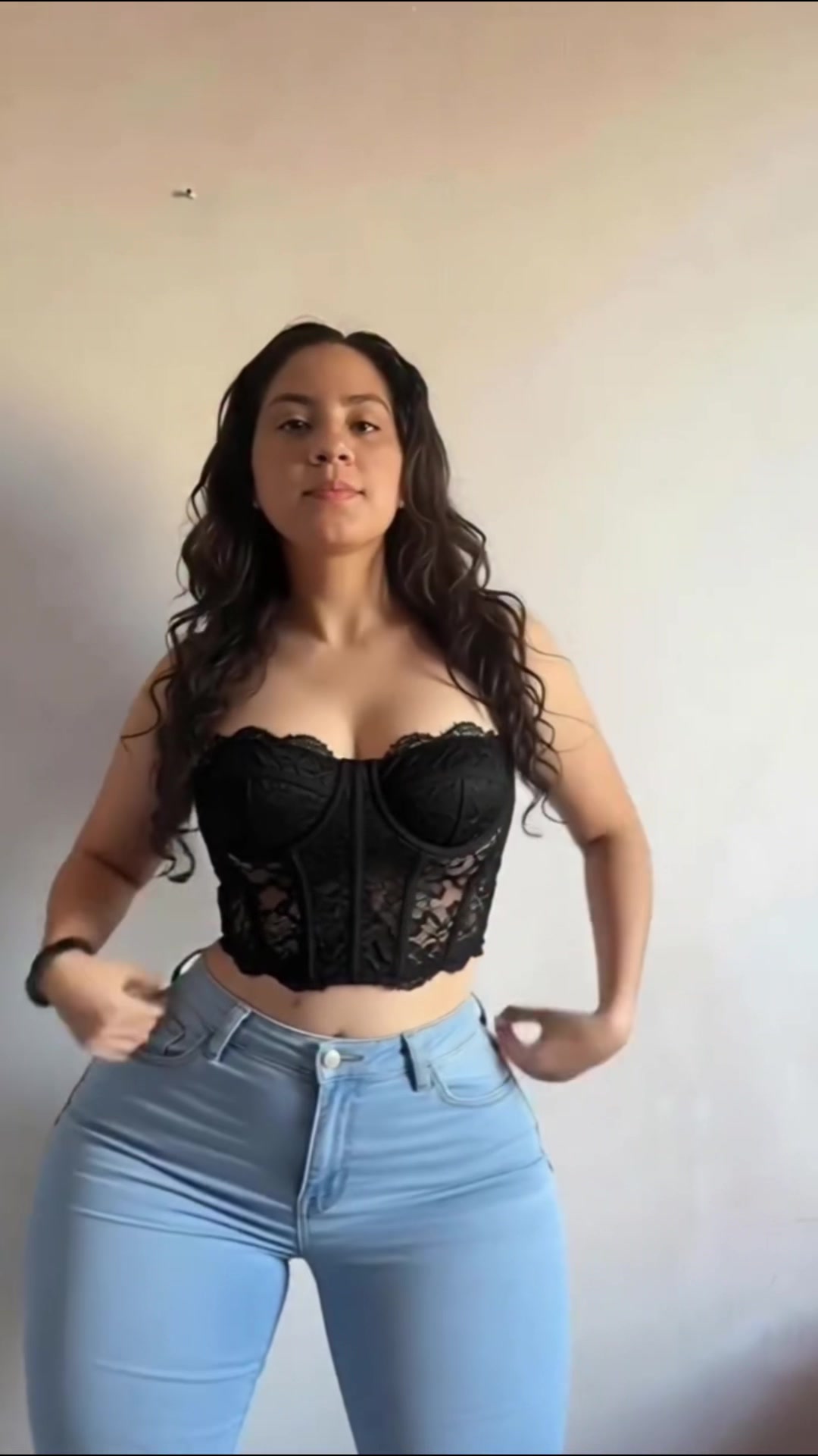 @Tight_denim