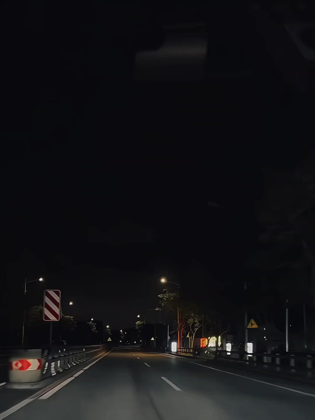 @𝗯𝘆.𝘀𝘁𝗼𝗿𝘆'𝘀𝗶𝗮🥶