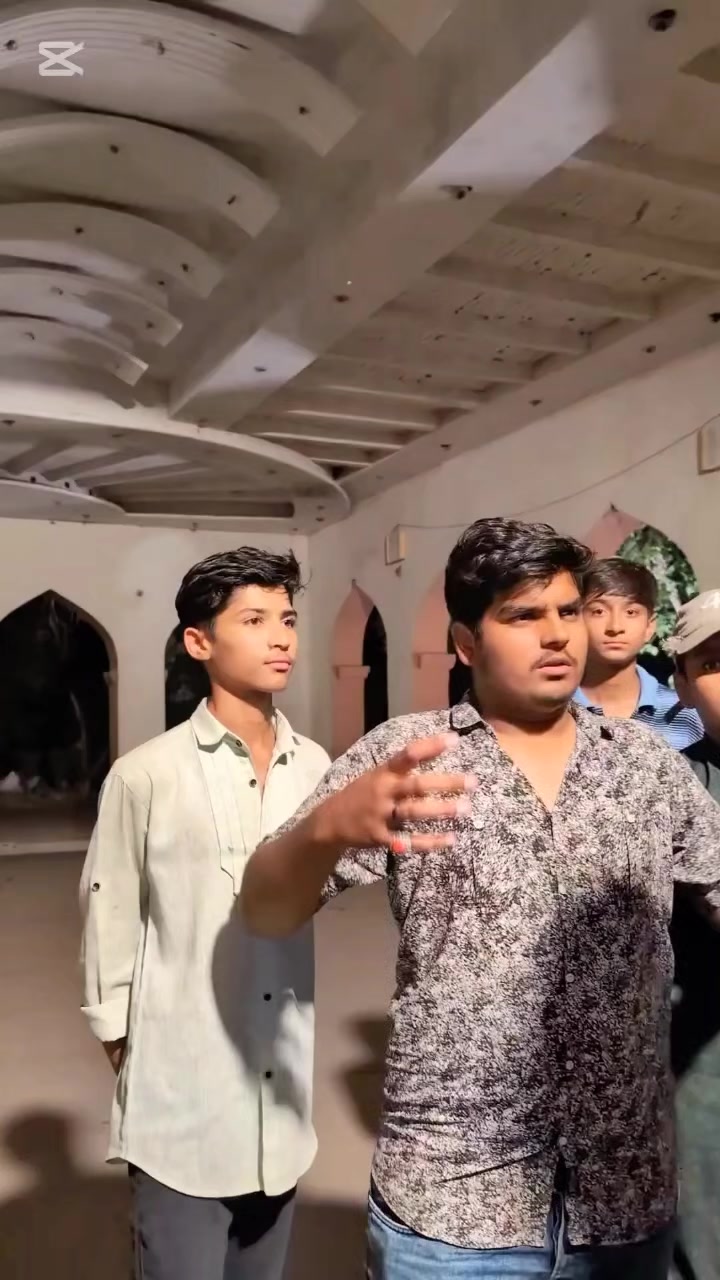 @Royal Ahtsham