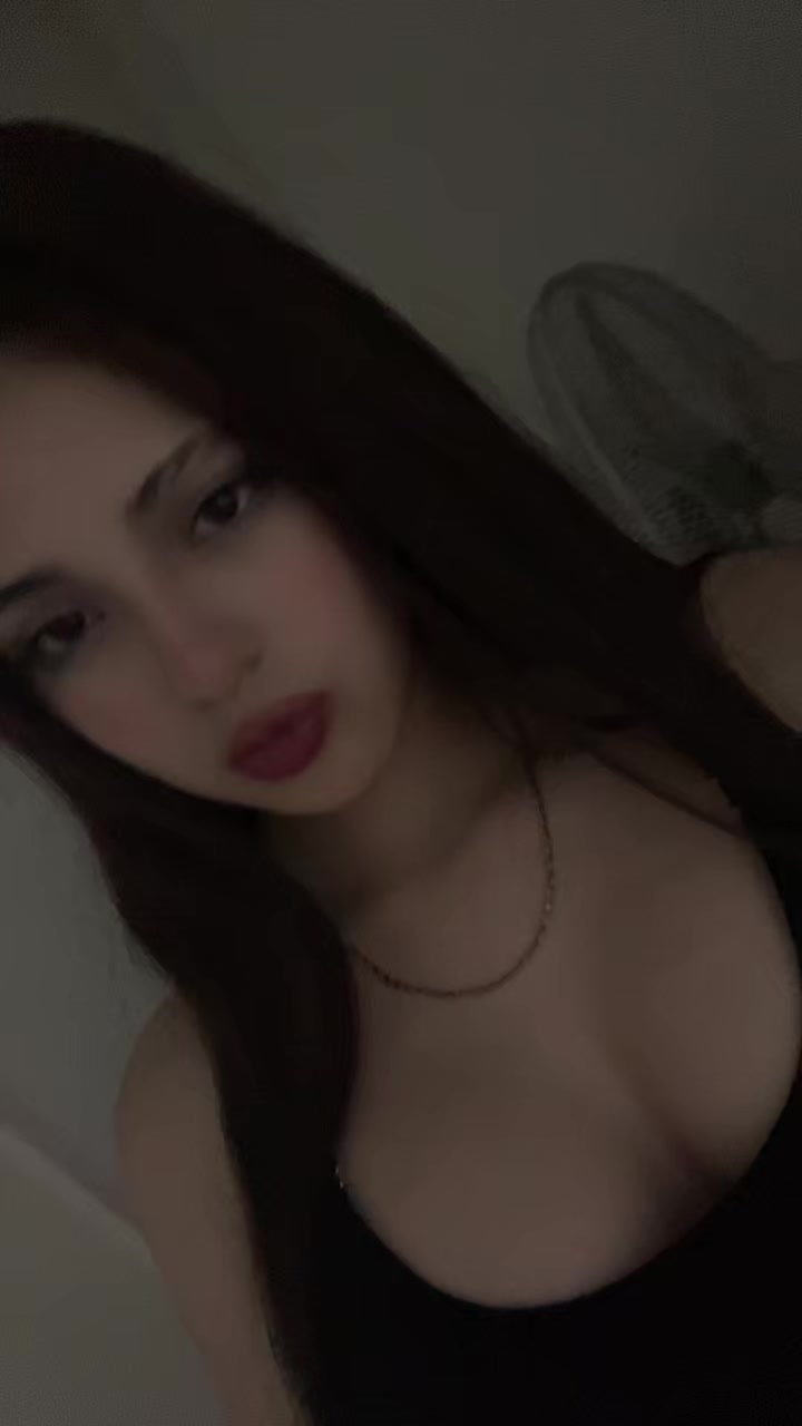 @zahiraocaranza._