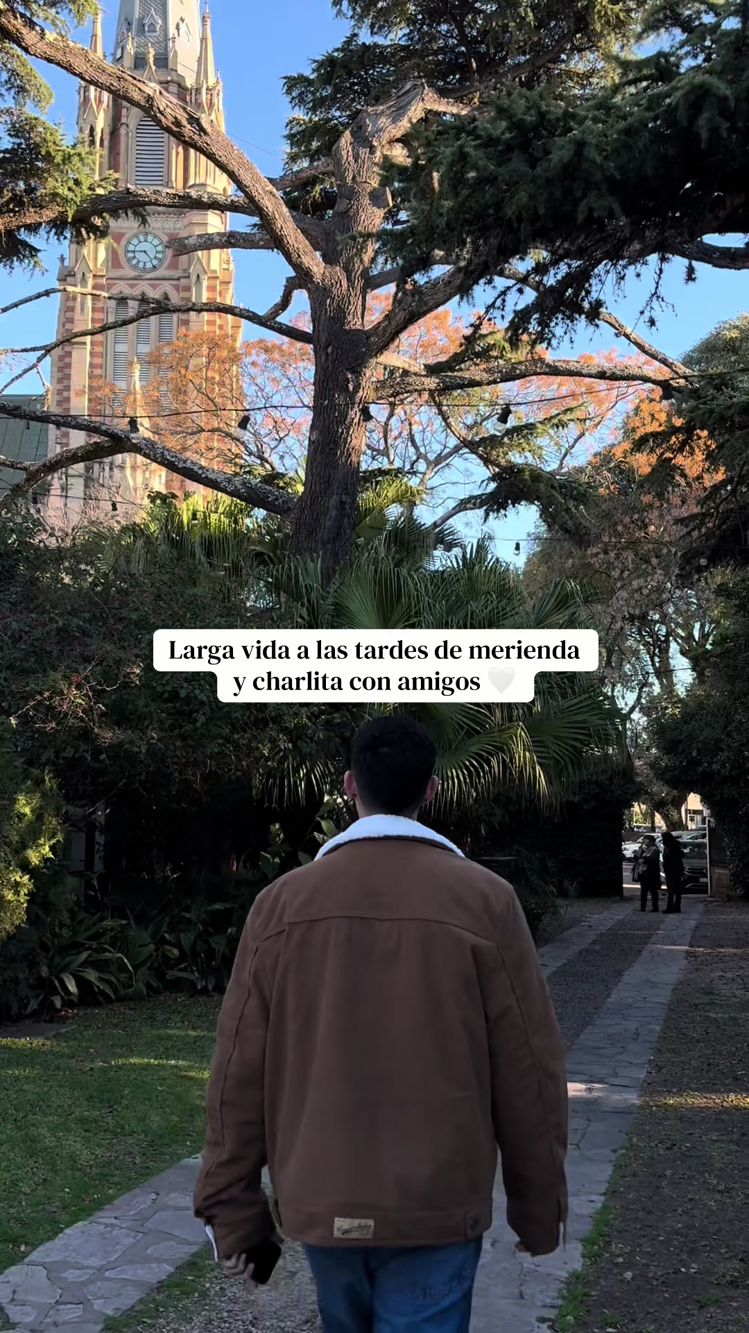 @Camila