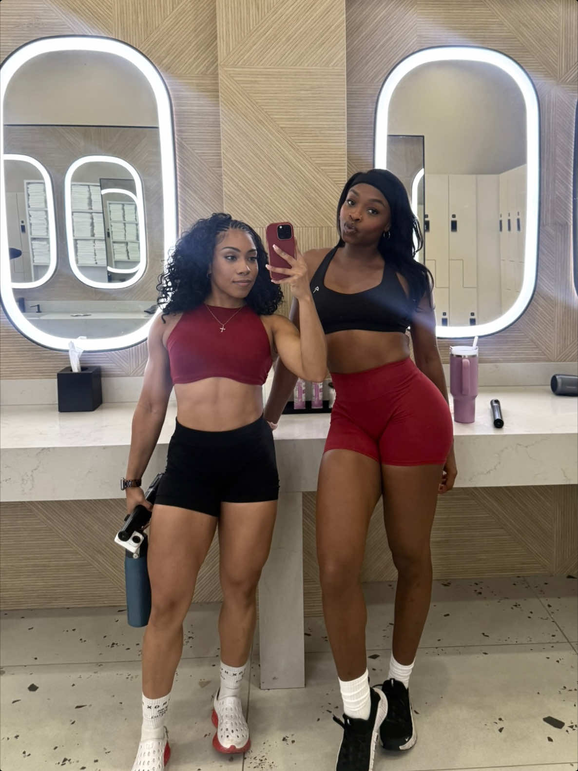 @slay.iso