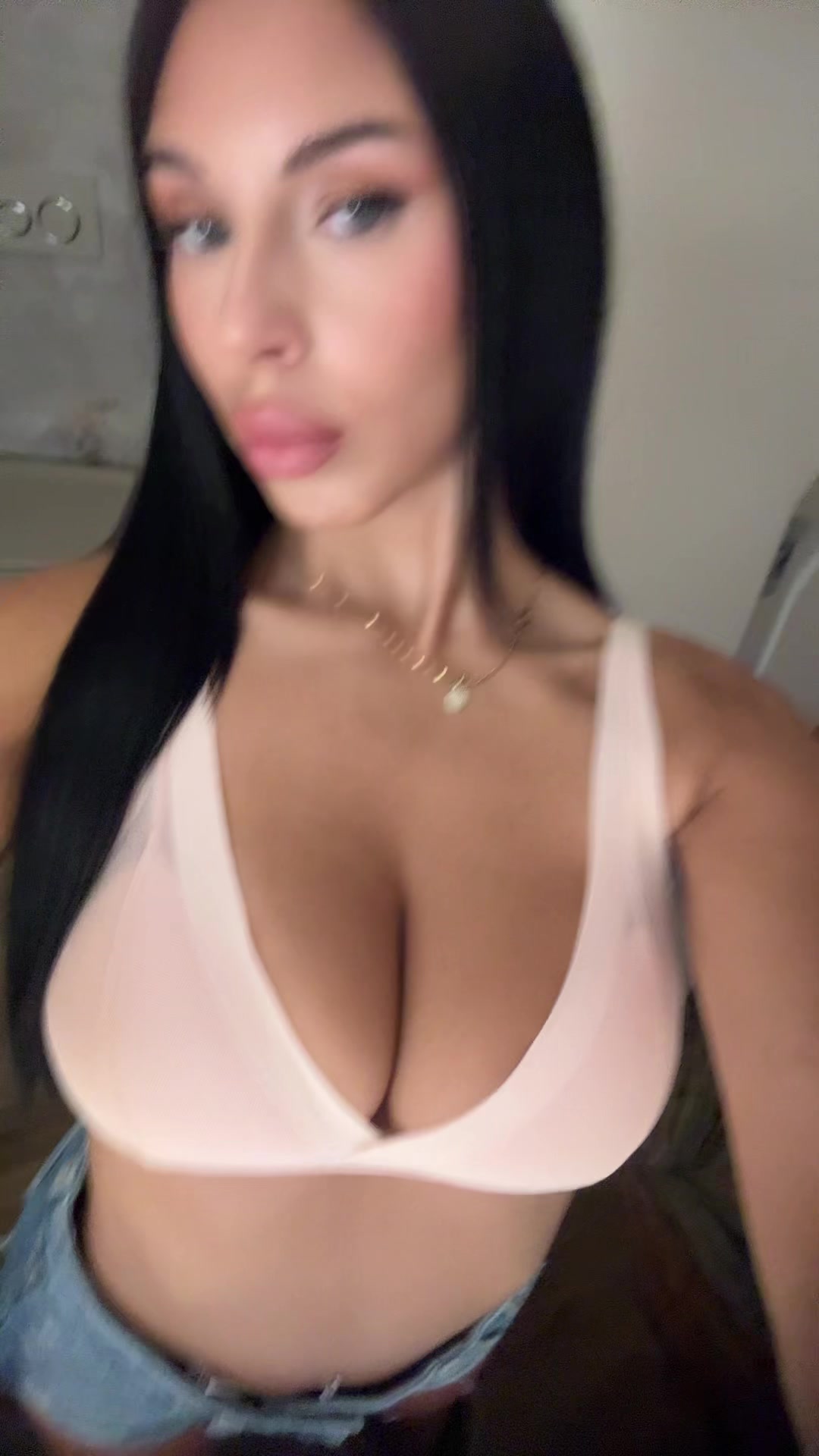@MIRIANA