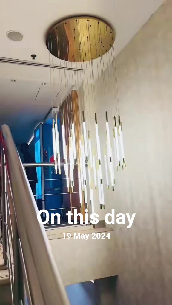 @DUBAI LO RADHA