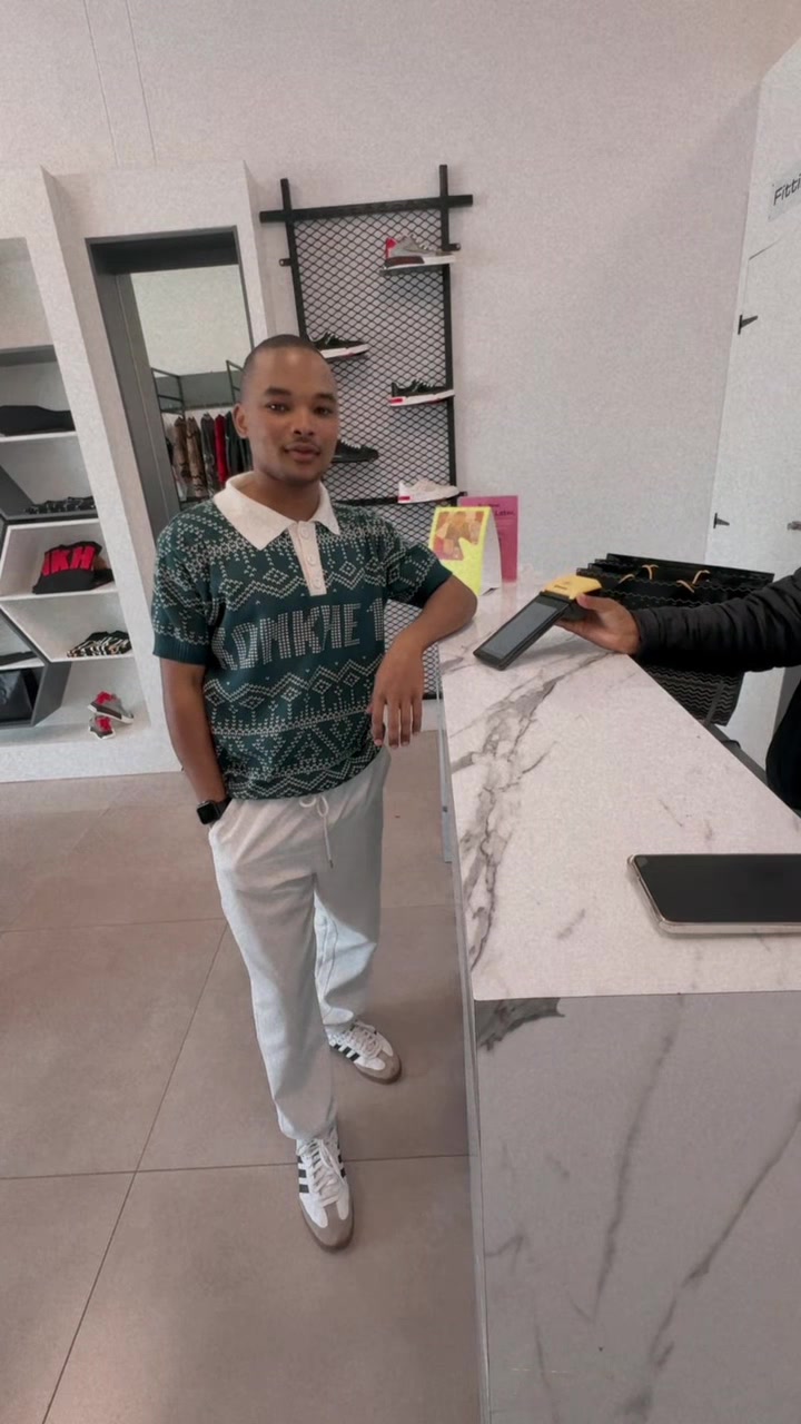 @andilentuli 👨🏽&zwj;🏫