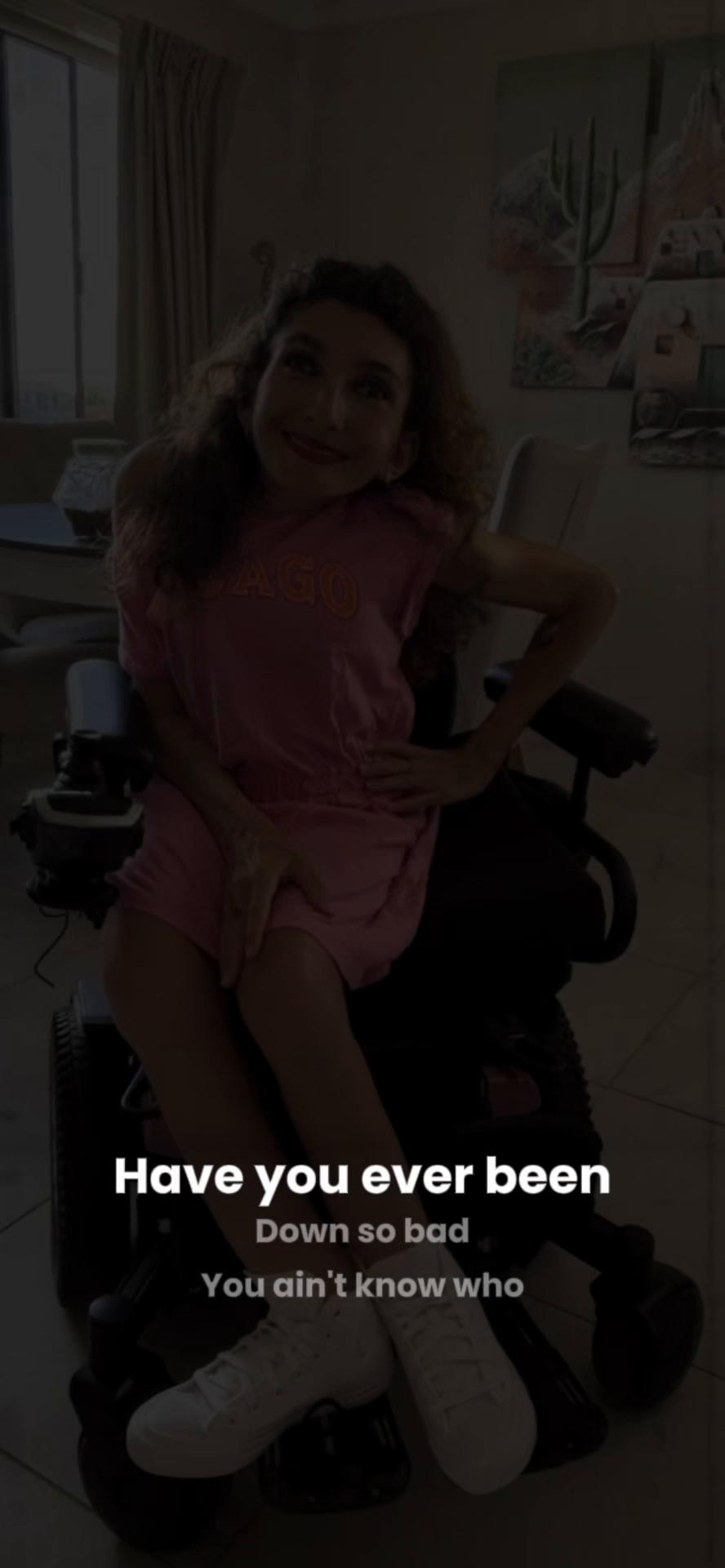 @SmileySarah32 🤡