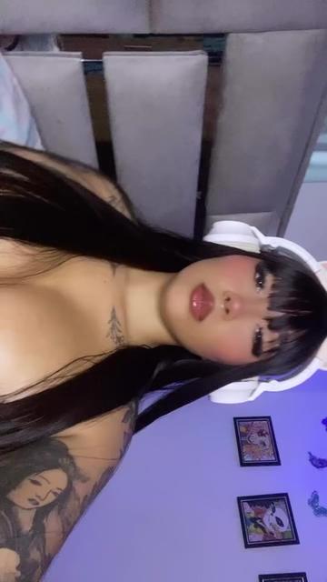 @Angie Paola