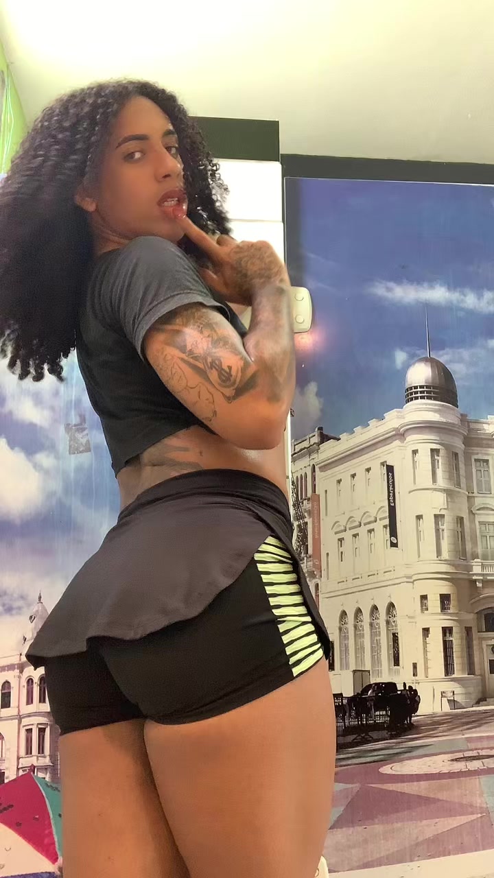 @lunaalima250