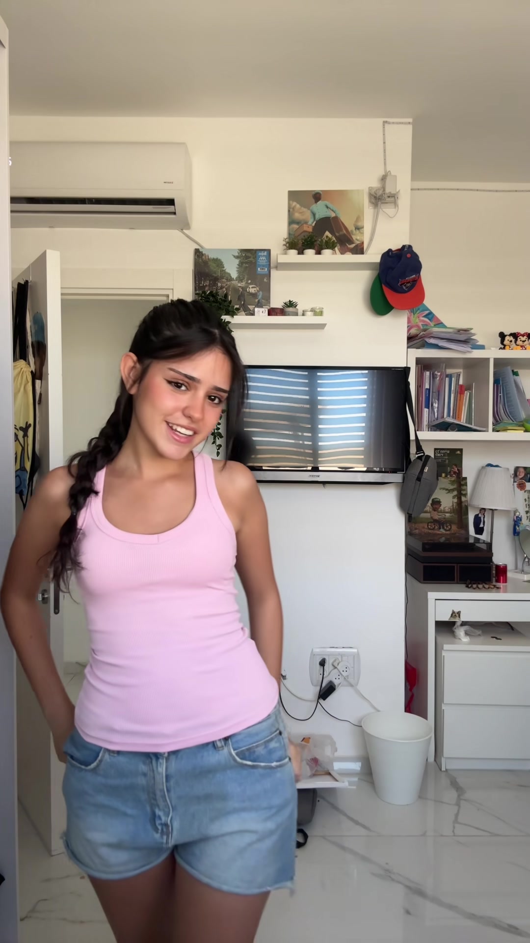 @Roni