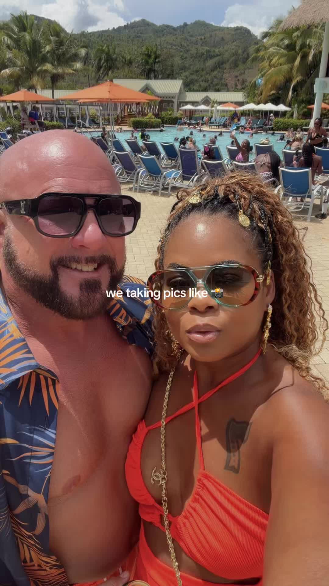 @MrandMrsHill