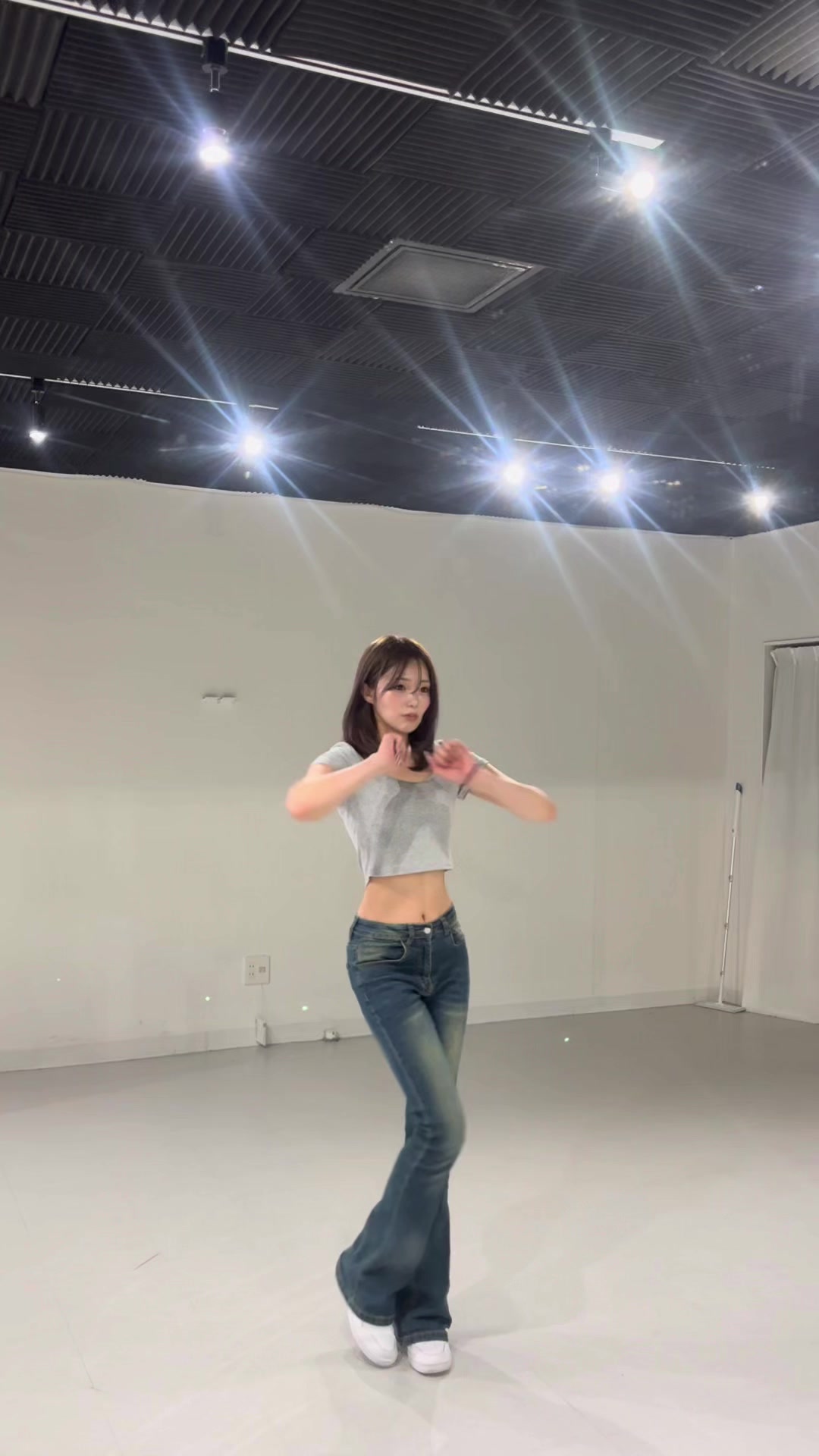 @aona
