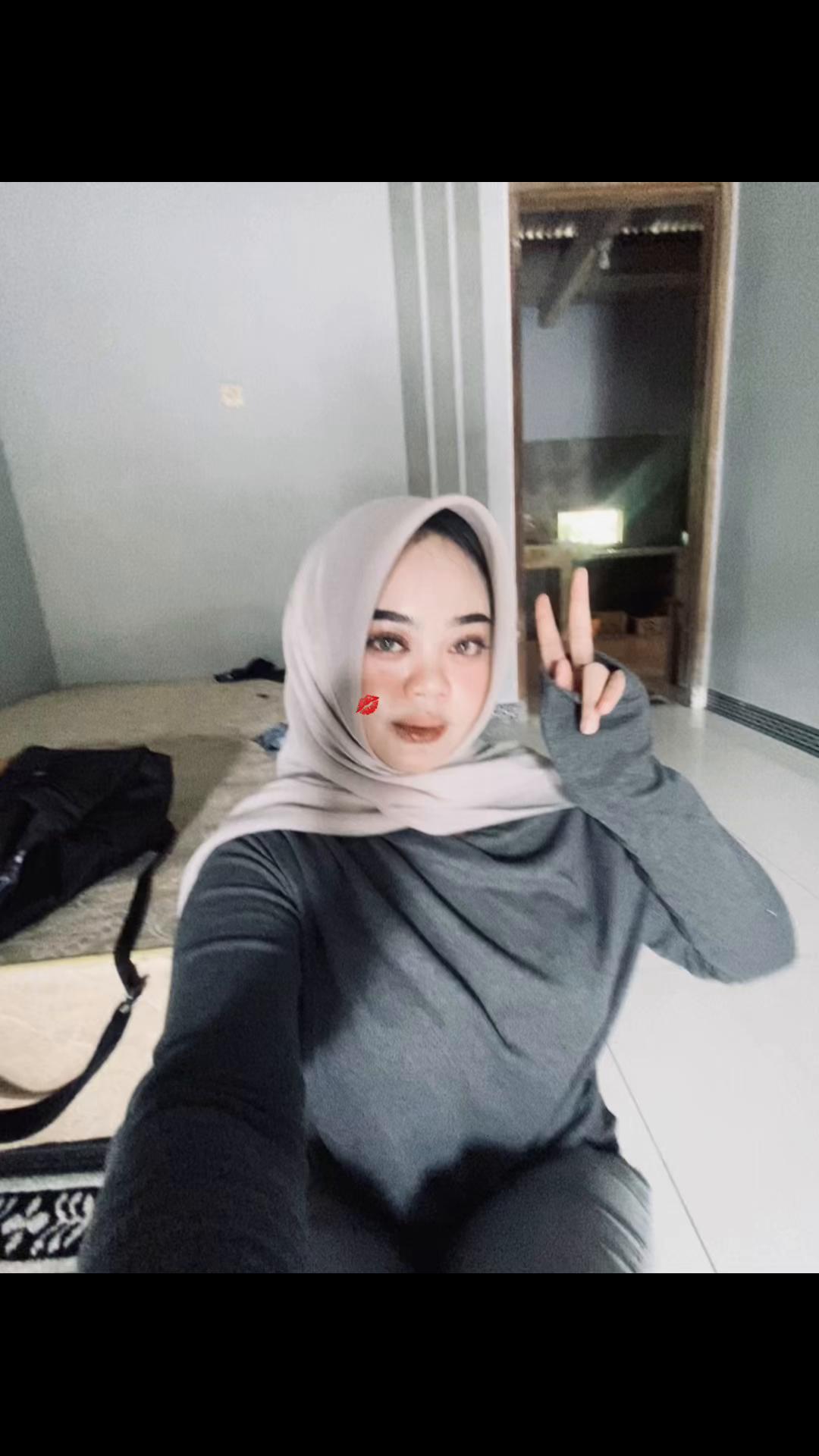 @putriiii5209