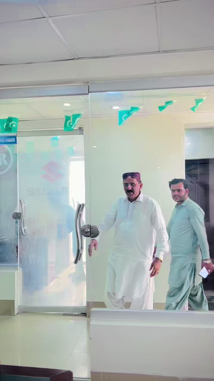 @ZULFI بلوچ ❤️🔥