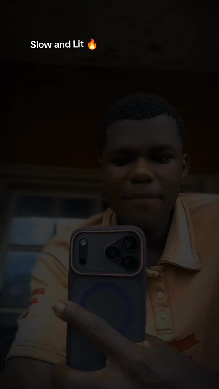 @IÑTRÓ VÉRT ✍️🥺🤓