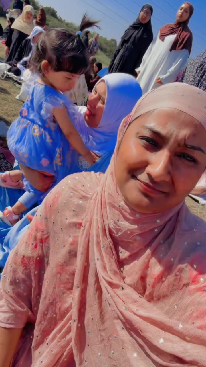 @Sujata🖤🇬🇧🇧🇩