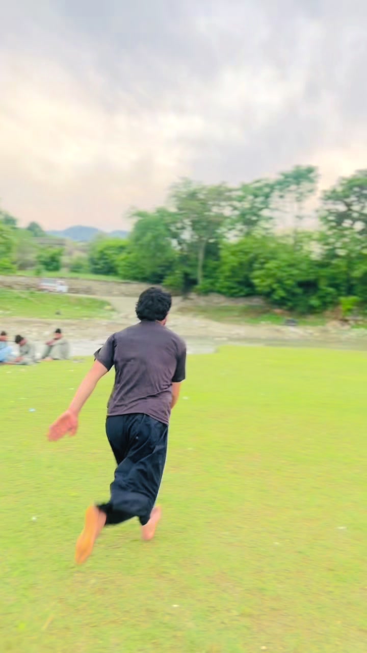 @WAQAS the wolf 😘🤭