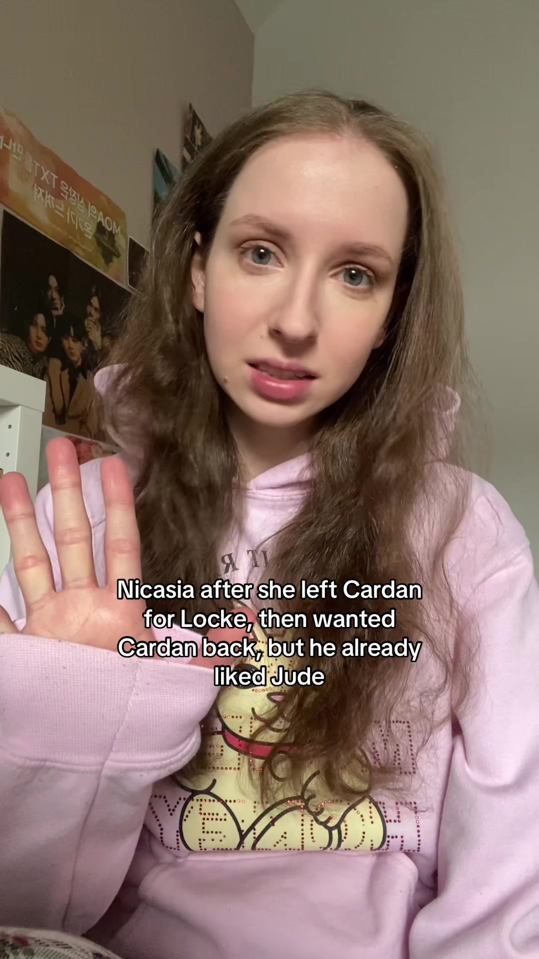 @Ellie🧸🏹