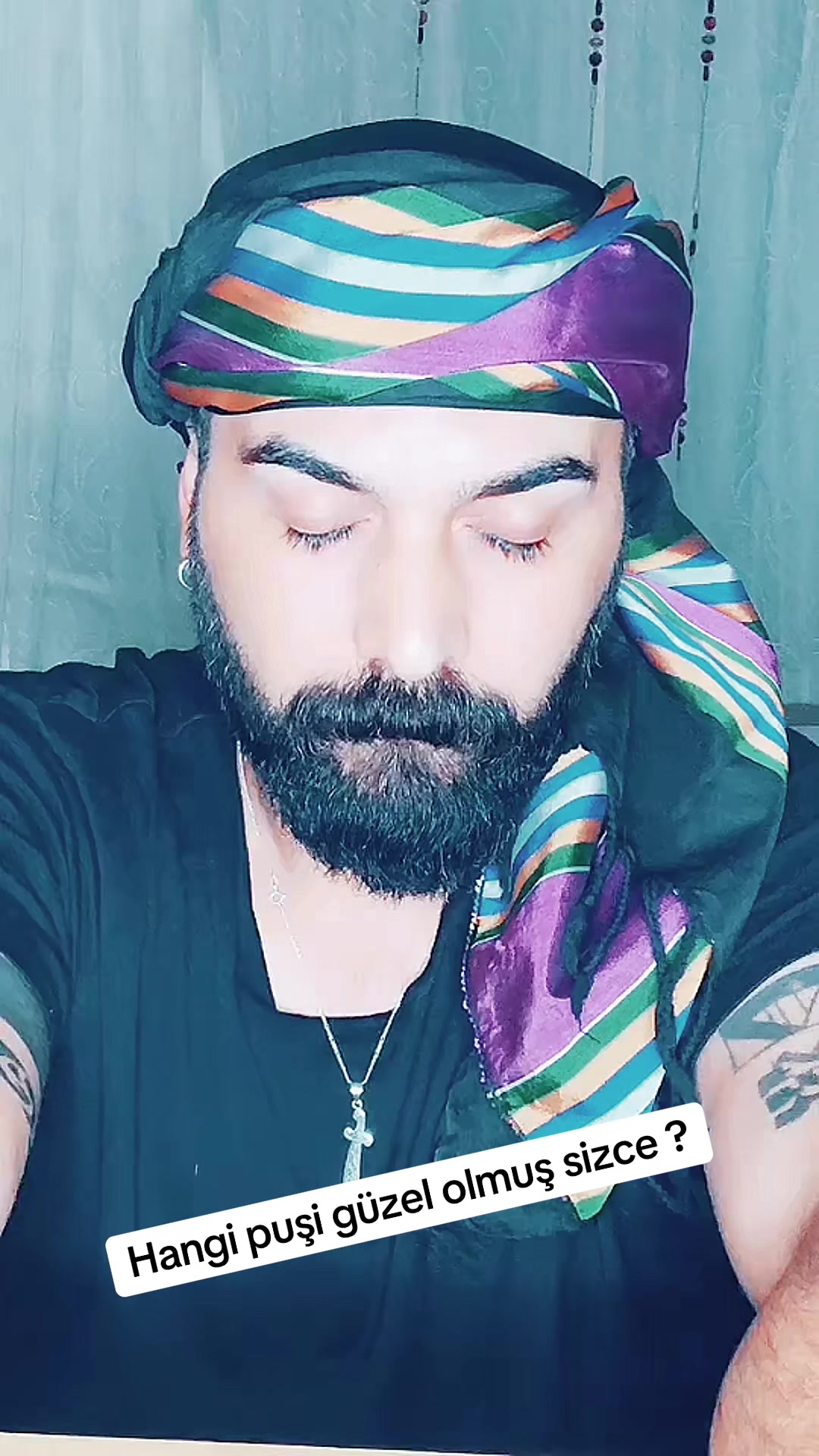 @&Ouml;zkan &Uuml;z&uuml;m