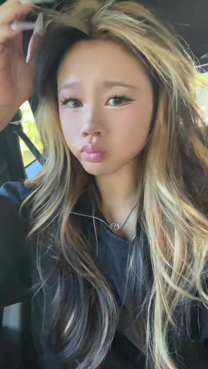 @Christina