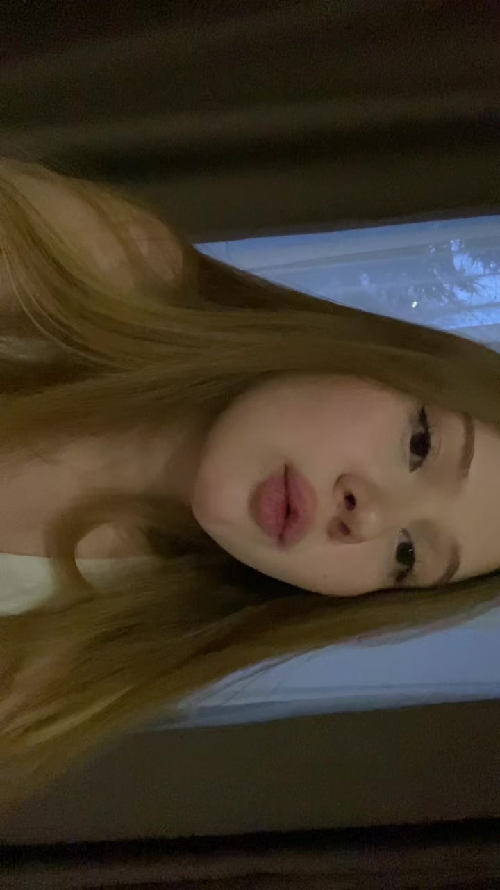 @vurriiiia